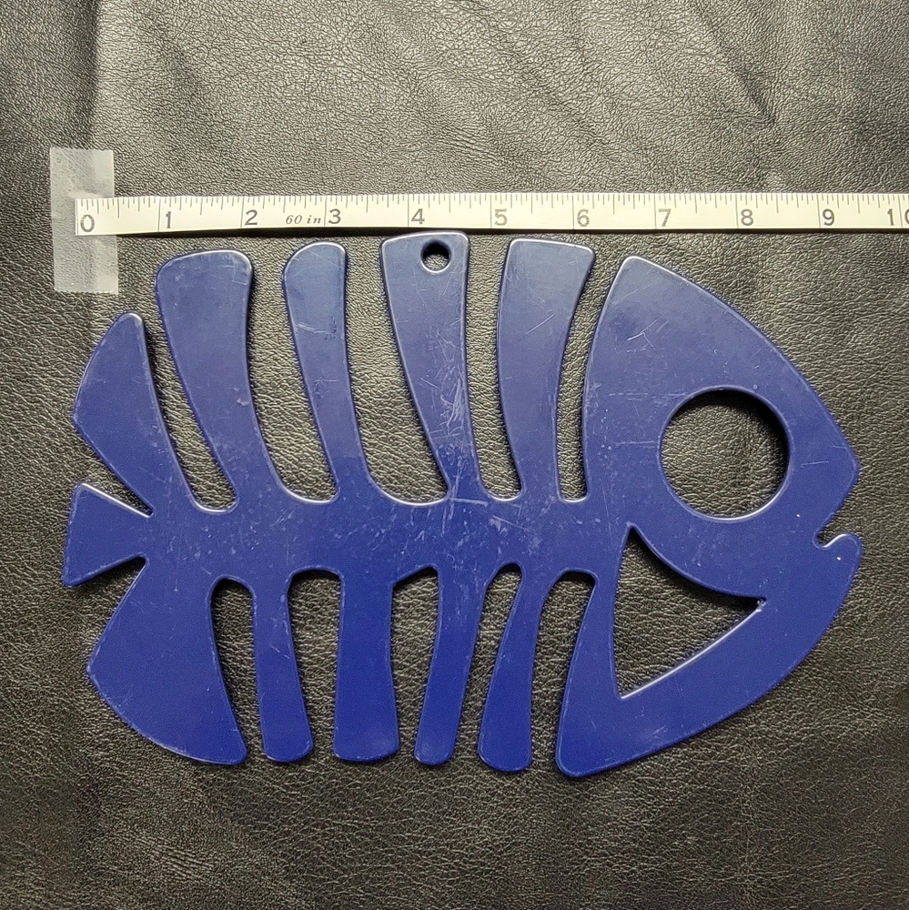 Fish Bone Trivet - Picture 9 of 10
